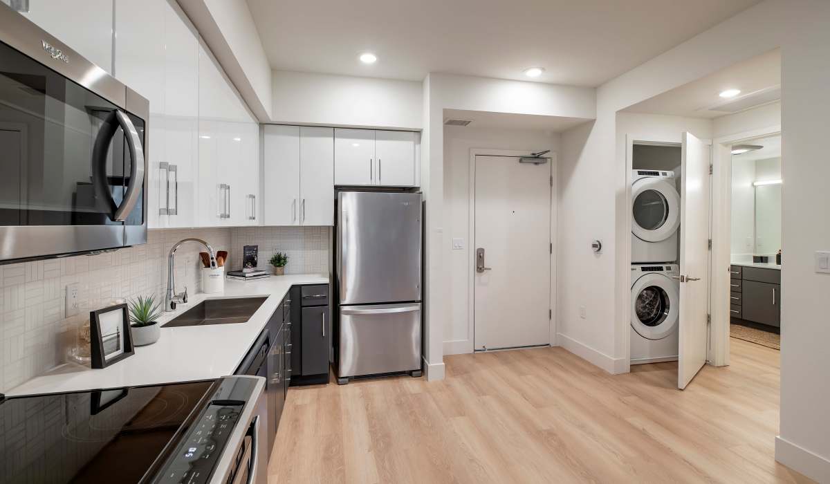apartment kitchen at The Dylan Apartment Homes in Hercules, California
