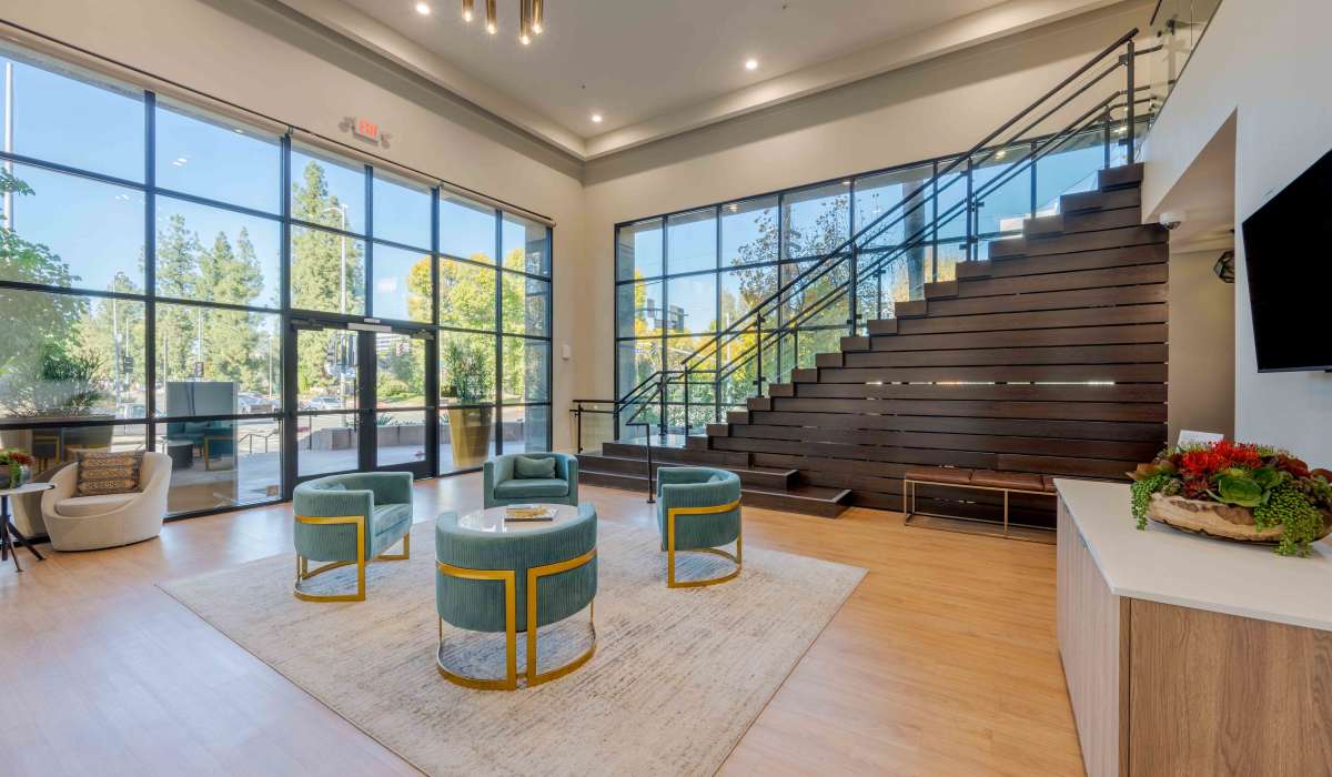 Lobby entrance with seating