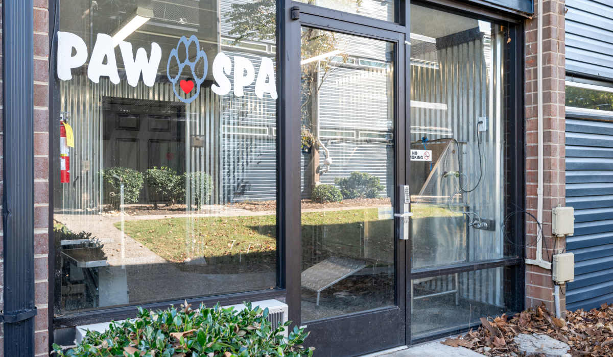 Paw spa at Canyon and Knox Landing Apartments in Knoxville, Tennessee