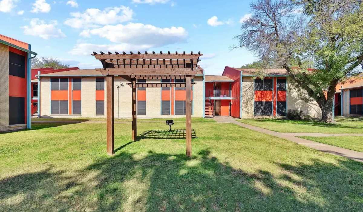 Courtyard Gazeebo
