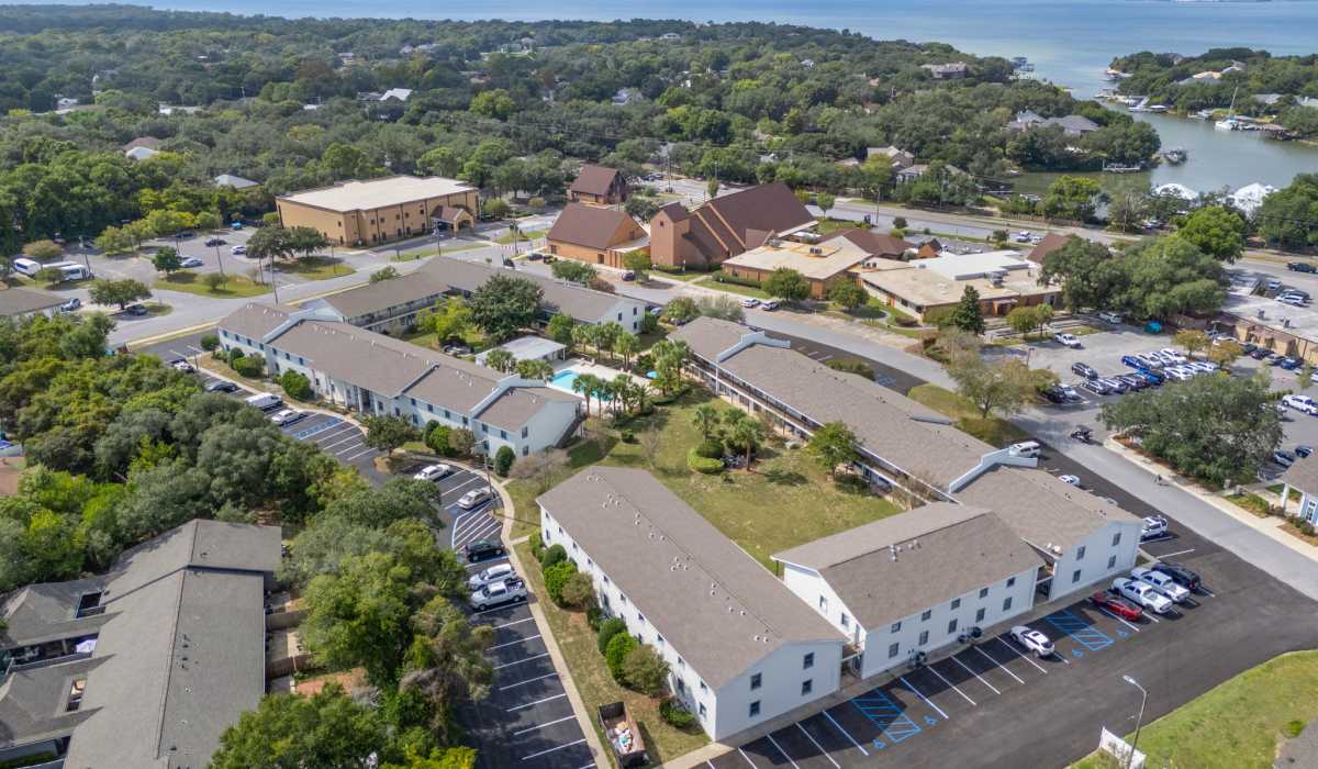 Aerial view of apartment community near Breeze Apartments in Gulf Breeze, Florida