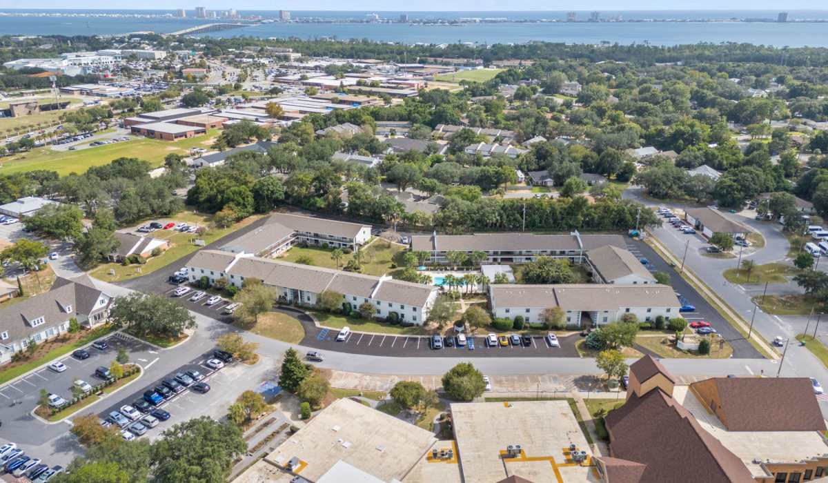 Aerial view of apartment community near Breeze Apartments in Gulf Breeze, Florida