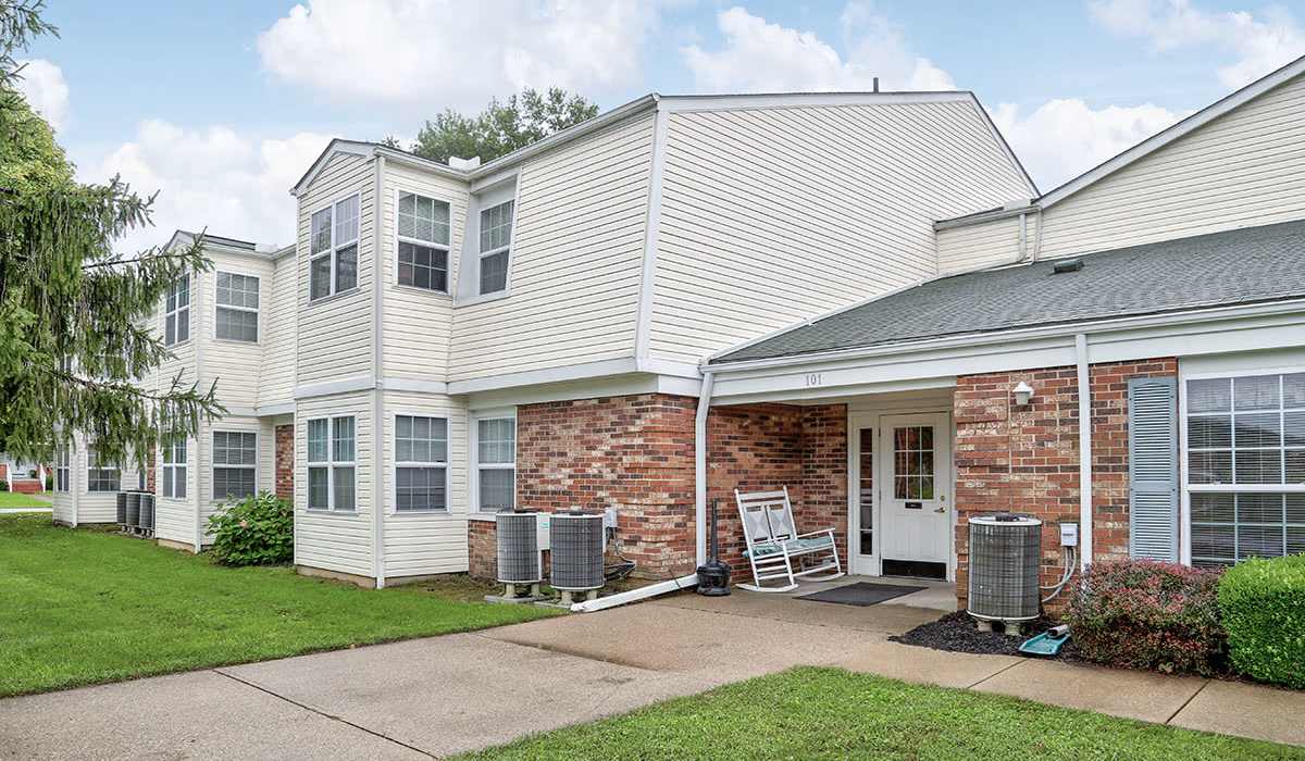 Brick exterior with landscaped lawn at Riverview Place in Ripley, Ohio