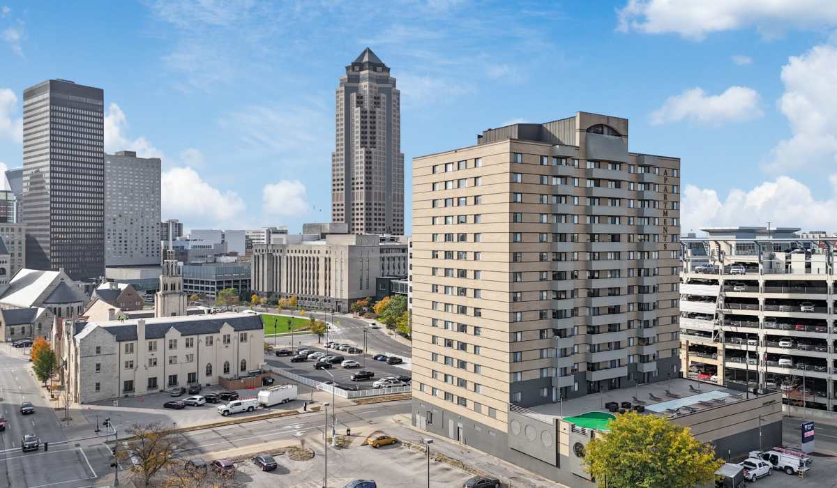 Great location Downtown The Parker at Seventh in Des Moines, Iowa
