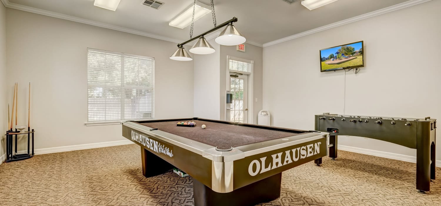 Audubon Lake Apartments resident billiards room in Lafayette, LA