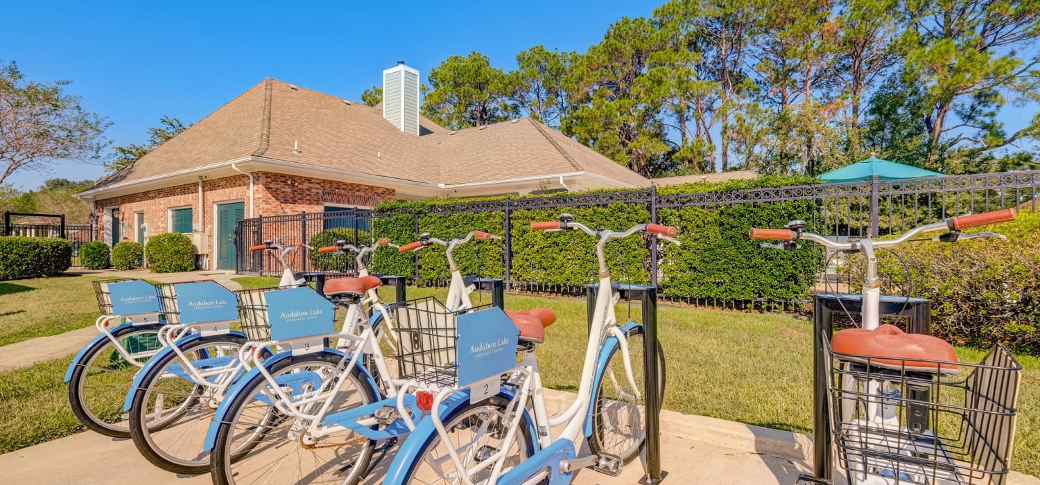 Shared bikes at Audubon Lake Apartments in Lafayette, LA