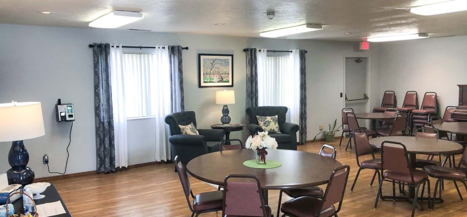 Community room at Mill Pond Apartments (Buchanan) in Buchanan, Michigan