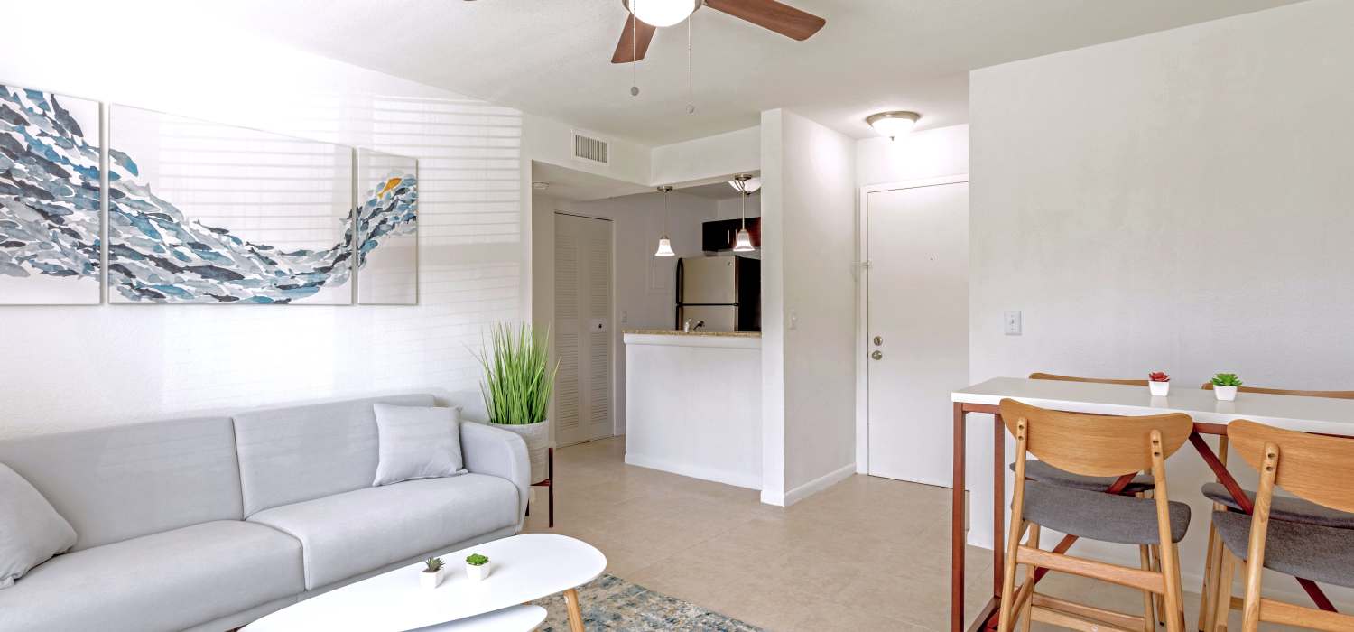 Living room at Visions at Willow Pond in West Palm Beach, Florida