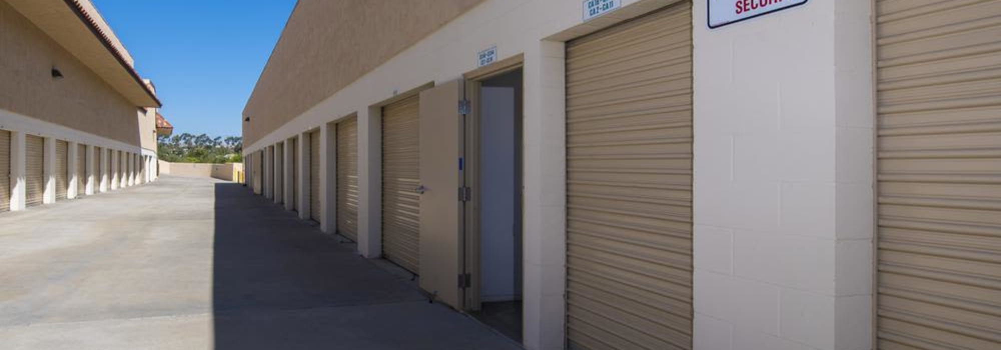 Outdoor units at Olivenhain Self Storage in Encinitas, California