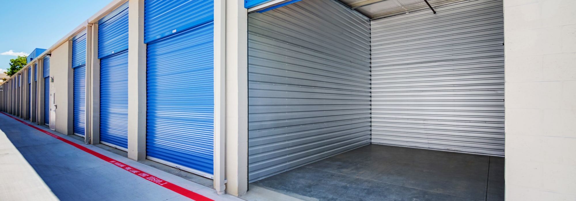 Outdoor units at Silverhawk Self Storage in Murrieta, California