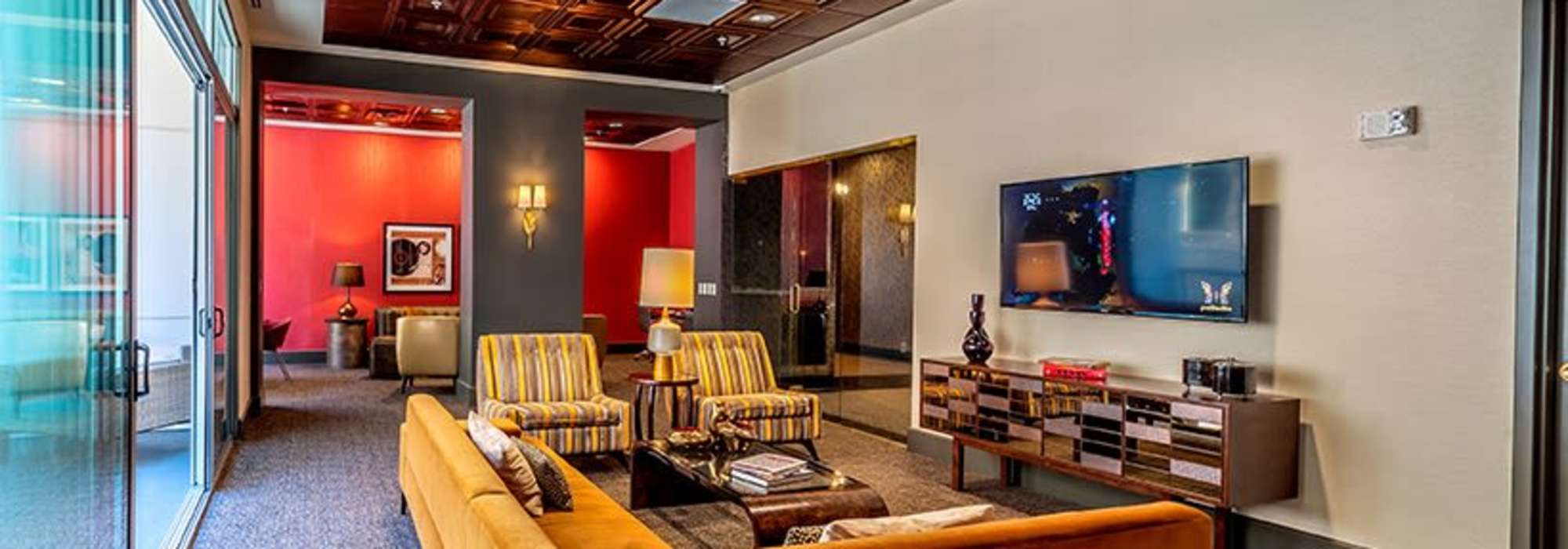 Lobby with plenty of seating Cumberland on Church in Nashville, Tennessee
