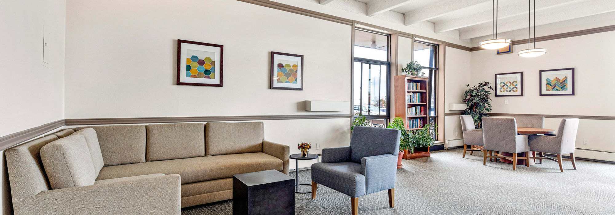 Residents meeting and sitting area at The Windermere in Littleton,Colorado