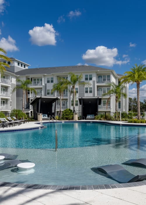 View amenities at Sentosa Riverview in Riverview, Florida