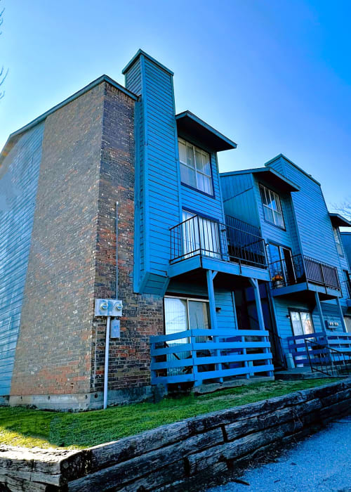 Exterior of Avalon Apartments in Lawton, Oklahoma