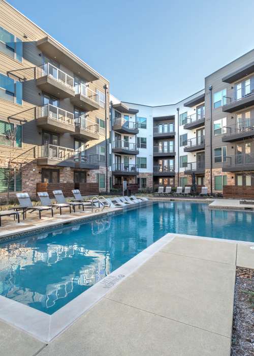 View amenities at The Lucas Apartments in Dallas, Texas
