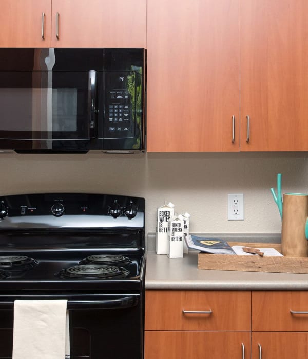 appliances at The Lodge at Napa Junction in American Canyon, California