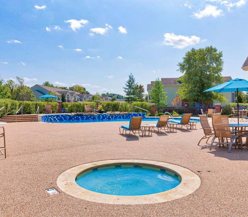 View amenities at Eastland Trails in Independence, Missouri