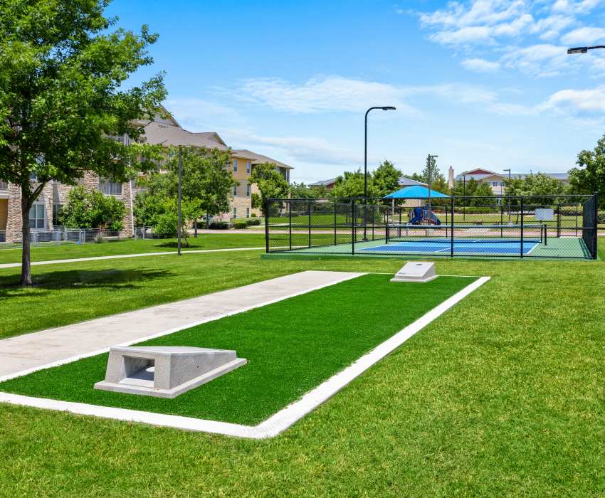Refreshing swimming pool at Estates of Richardson in Richardson, Texas