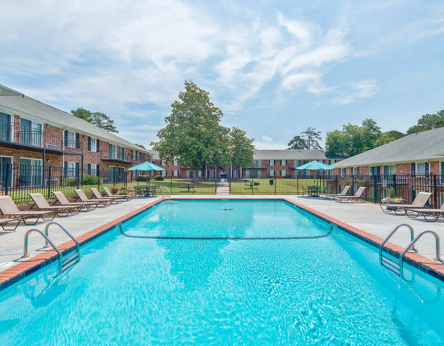 Pool at University Oaks in Athens, Georgia
