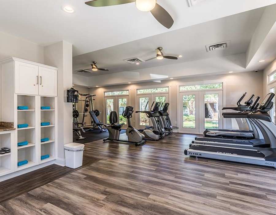 Fitness center at Acasă Willowbrook Apartments in Simpsonville, South Carolina