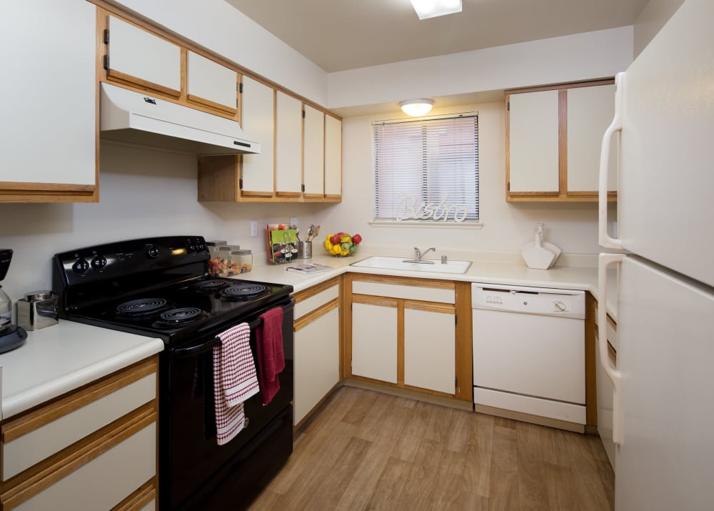 Fully equipped kitchens at Bennington Apartments
