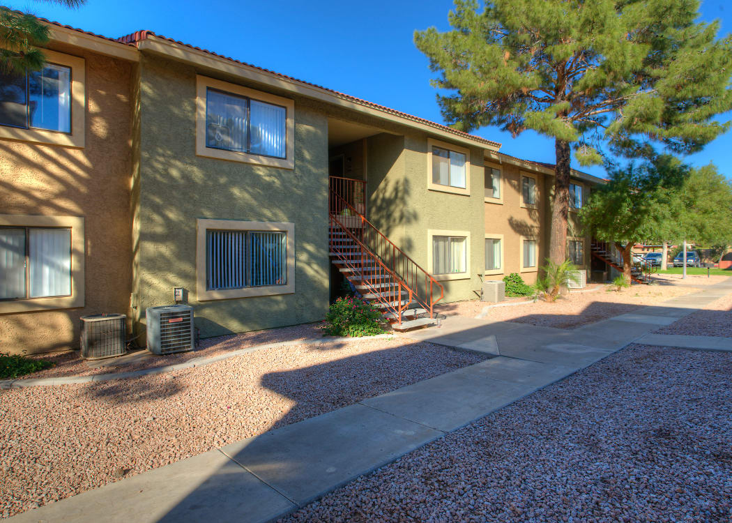 With plenty of recreation options nearby, you'll never be bored at Argenta Apartment Homes in Mesa