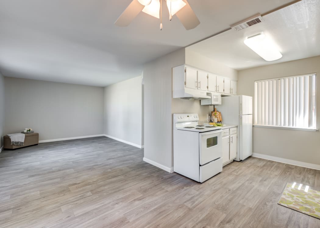 Lancaster Ca Apartments For Rent Granada Villas Apartment