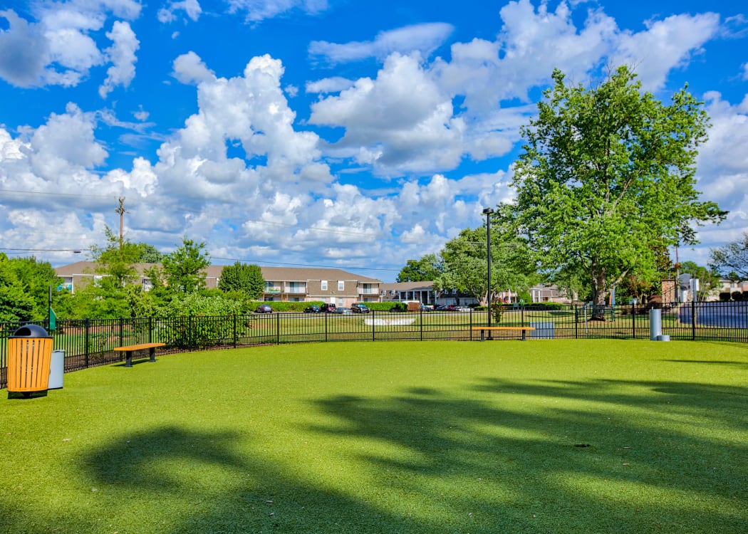 Dog park at 865 Bellevue Apartments in Nashville, Tennessee.