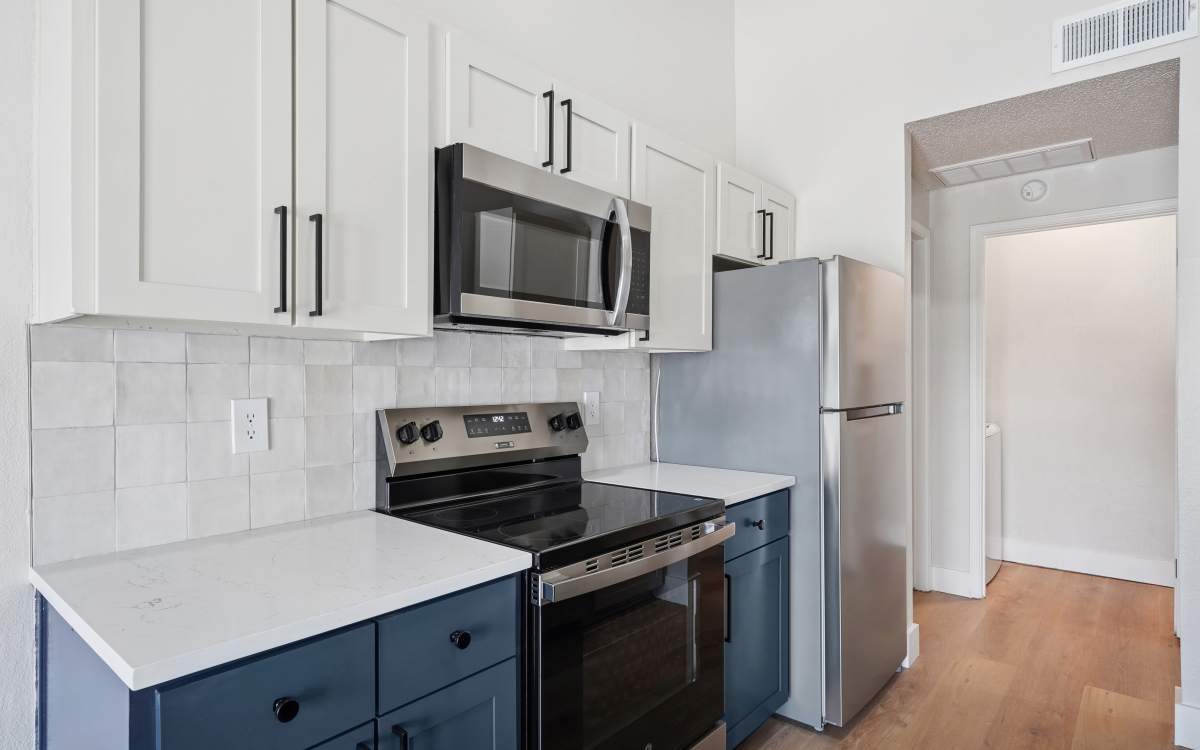 Upgraded kitchen at Benton in Dallas, Texas