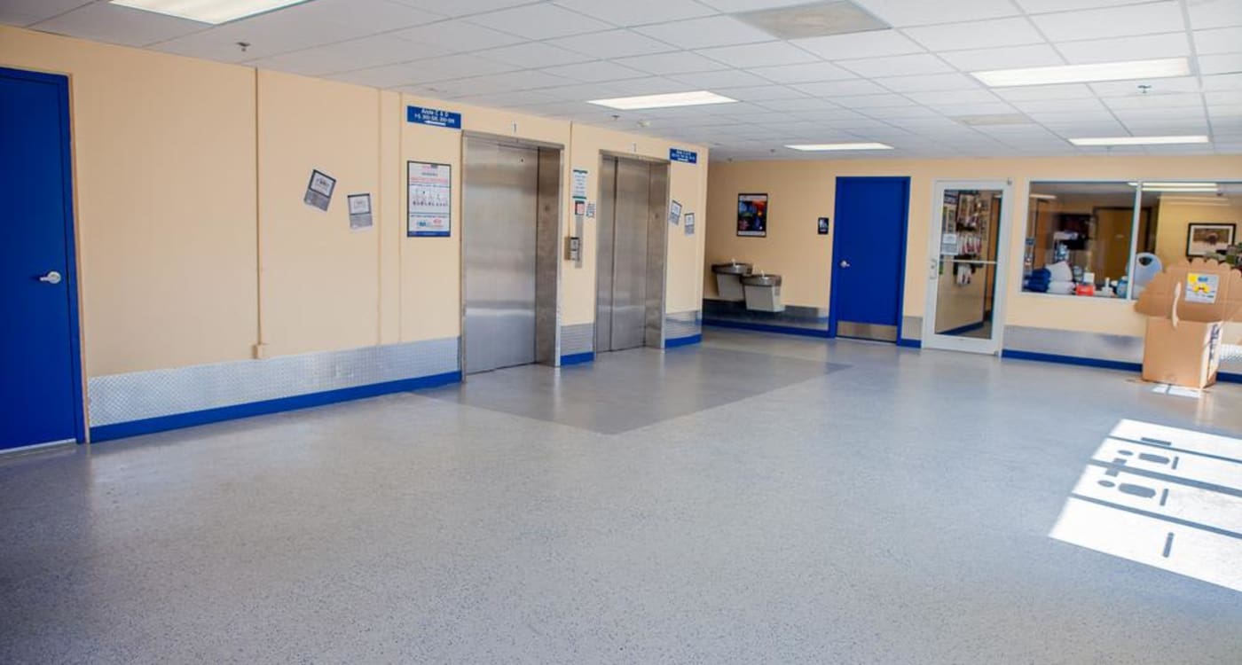 Amplious space inside the building at Atlantic Self Storage location in St Augustine