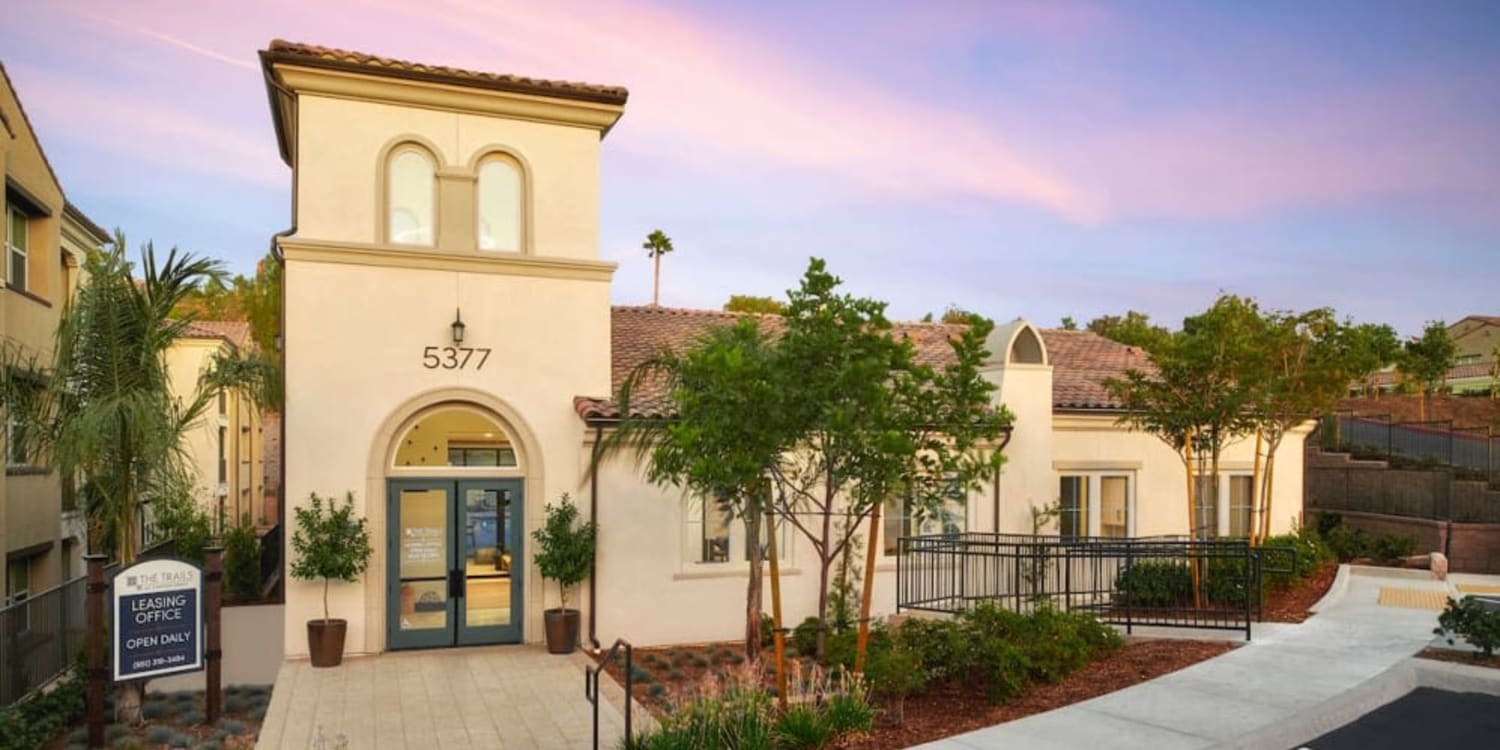 The Trails at Canyon Crest apartment homes in Riverside, California