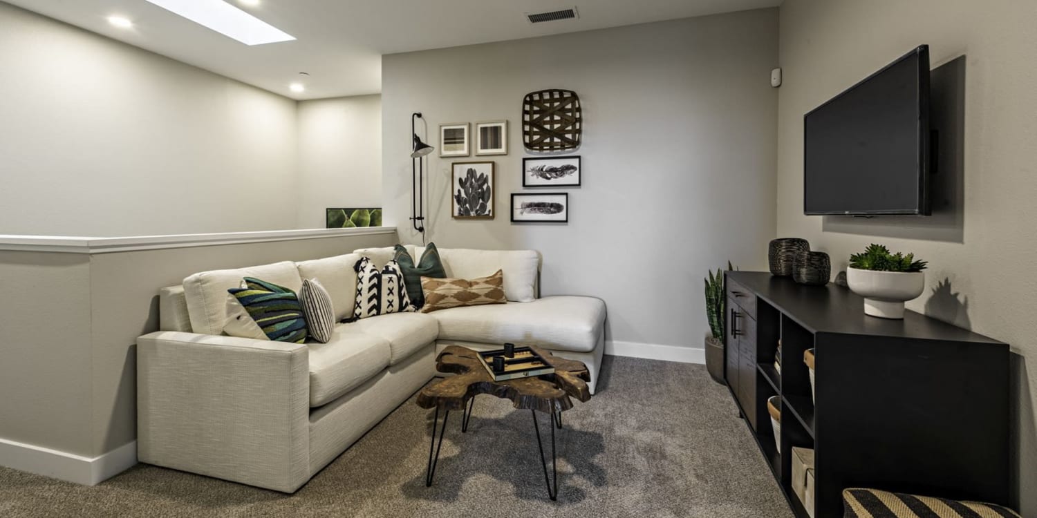 Apartments for Rent in Clovis, CA Parador Townhomes