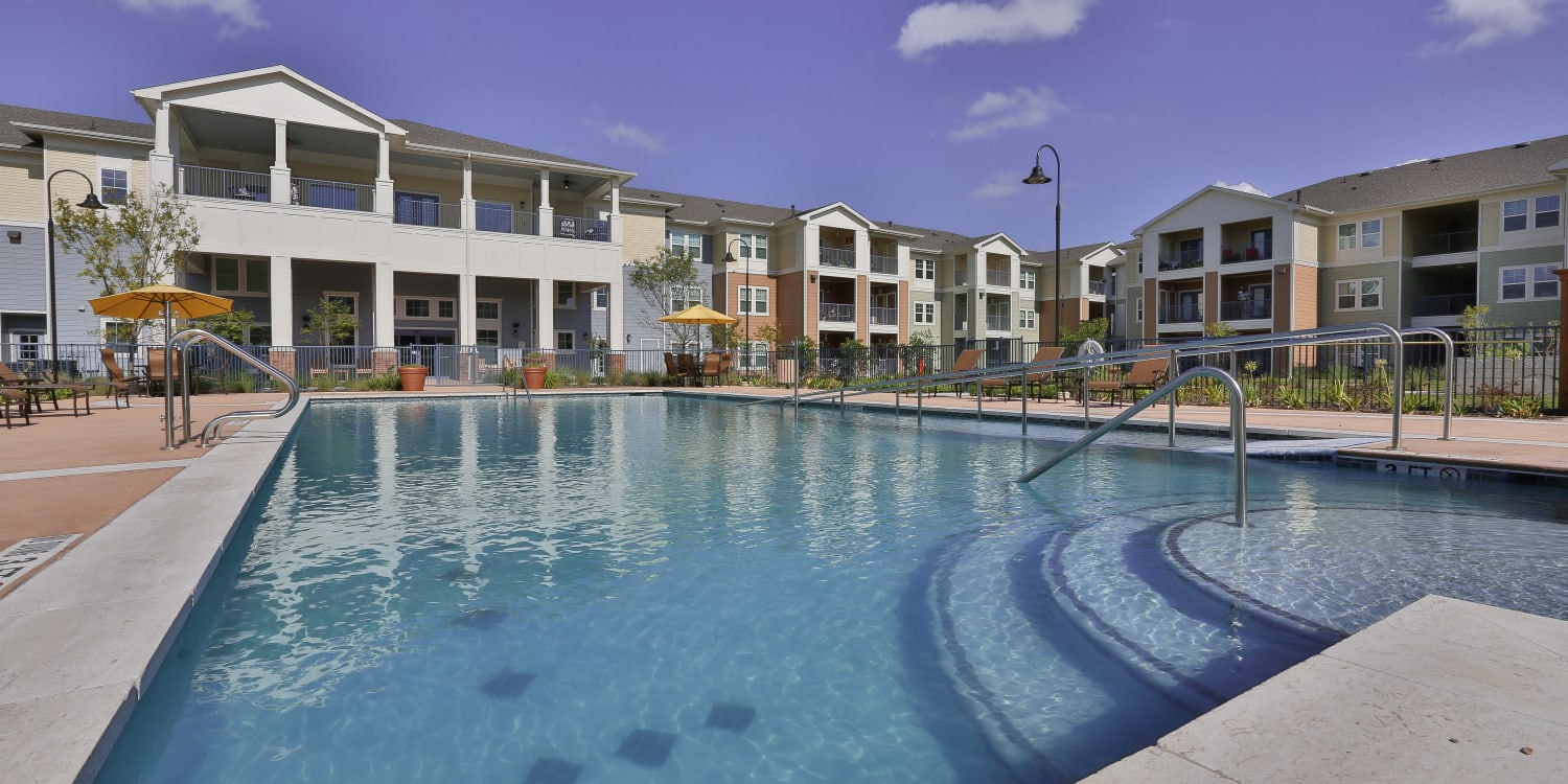 Luxurious swimming pool at Mariposa Pecan Park in La Porte, Texas