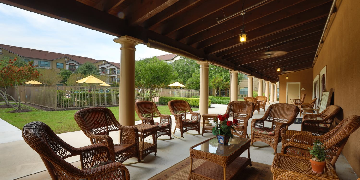 Luxurious amenities at Mariposa at Hunter Road in San Marcos, Texas