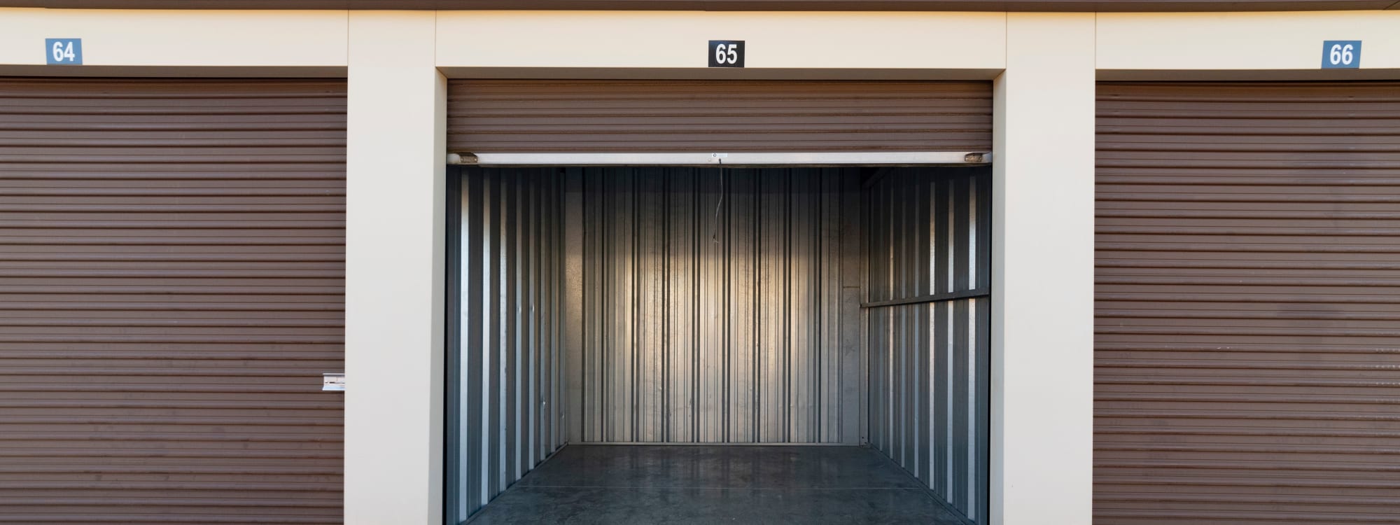 About Advantage Self Storage