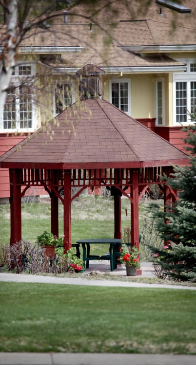 Klamath Falls senior living community has reviews