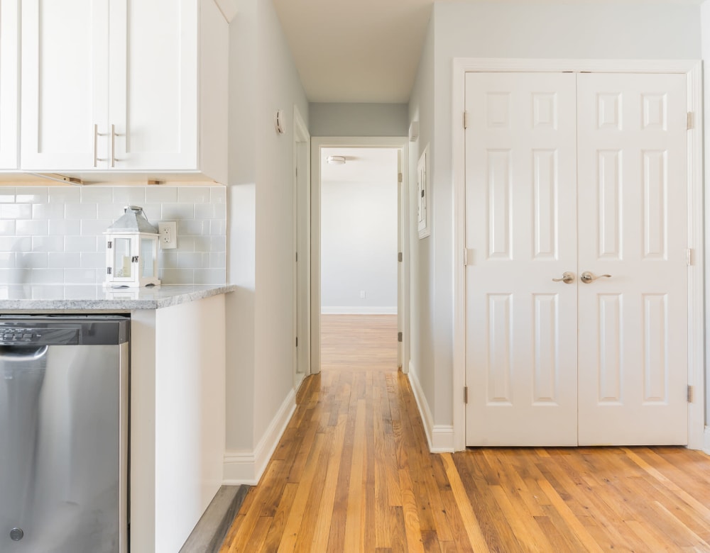 Apartments for Rent in Nassau County | Bellmore Manor Gardens