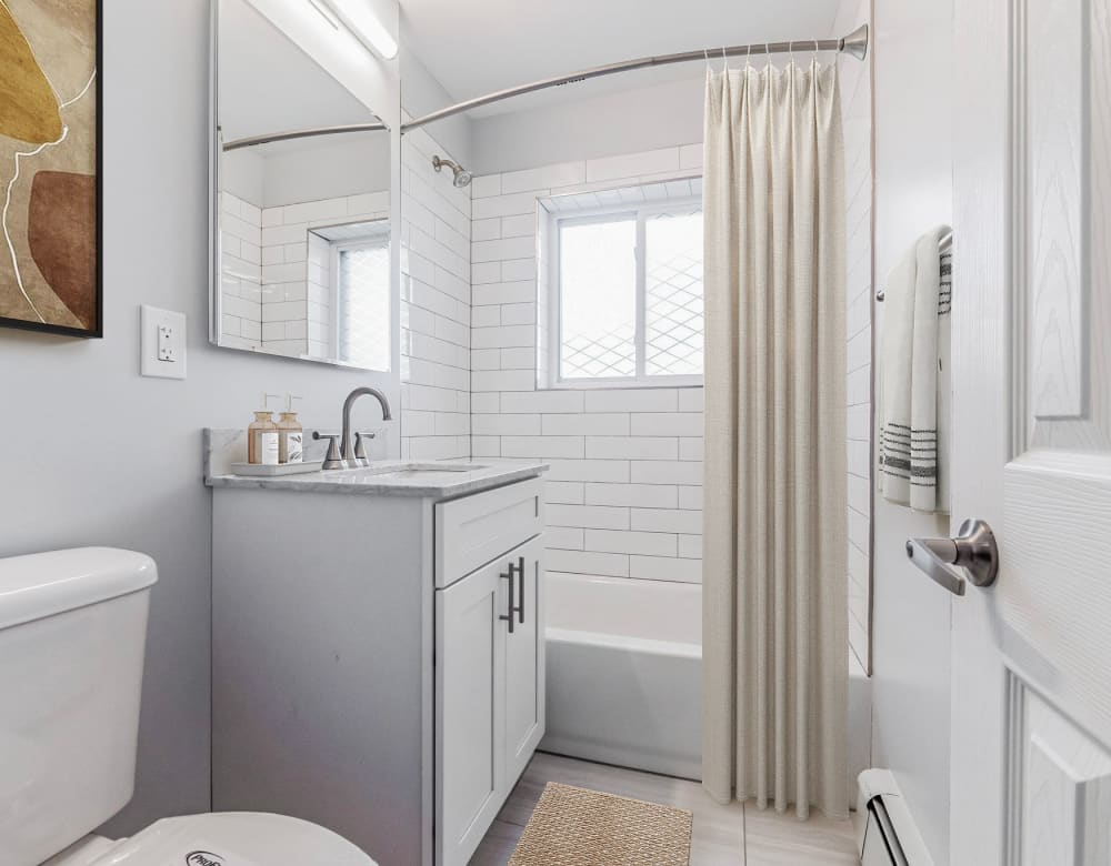 Brixton Lane offers a Modern Bathroom in Levittown, New York