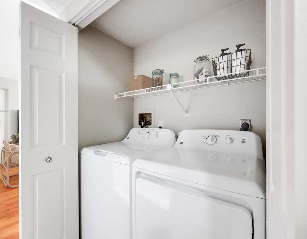 Apartments with a Washer & Dryer at Bay Ridge at Nashua Apartments in Nashua, New Hampshire