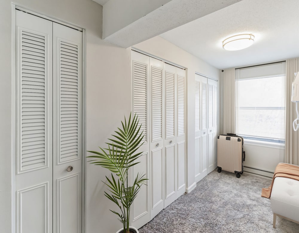 Walk-in Closets at our Modern Apartments in Enfield