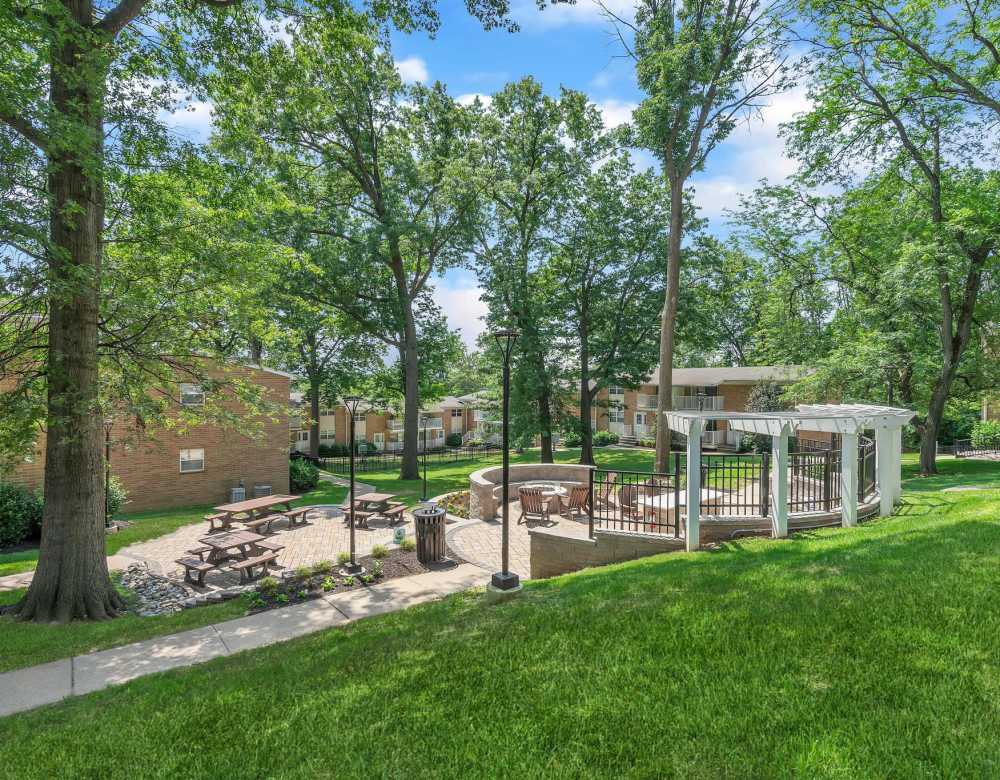 Courtyard at Eagle Rock Apartments at North Plainfield in North Plainfield, New Jersey