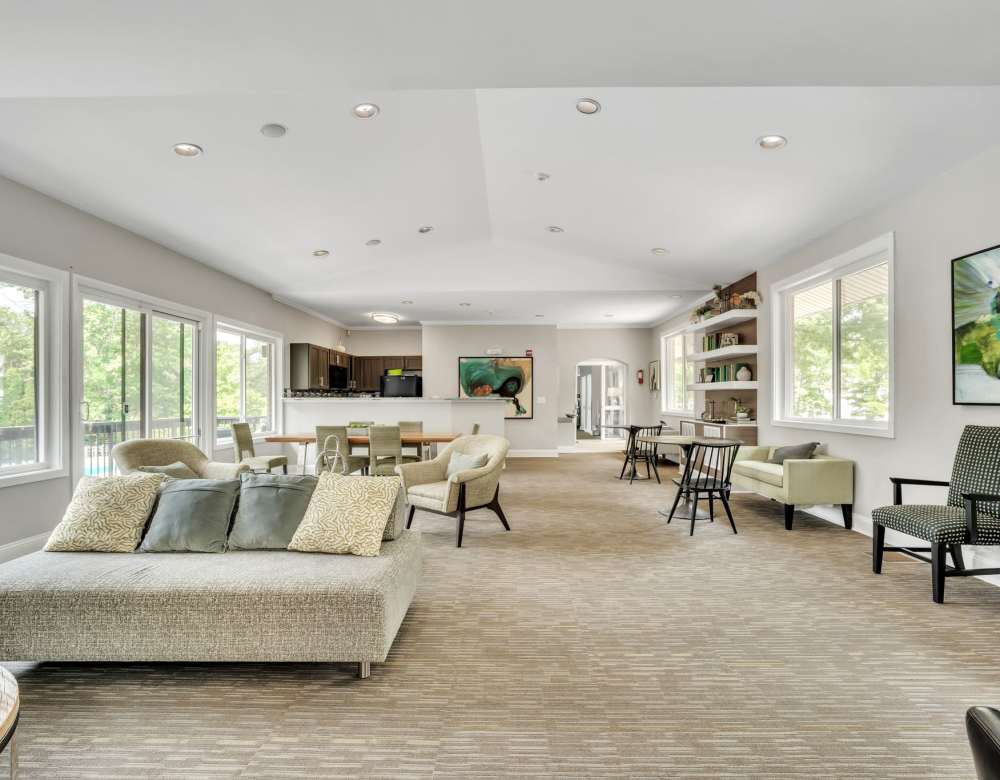 Resident lounge area at Eagle Rock Apartments at West Springfield in Springfield, Virginia