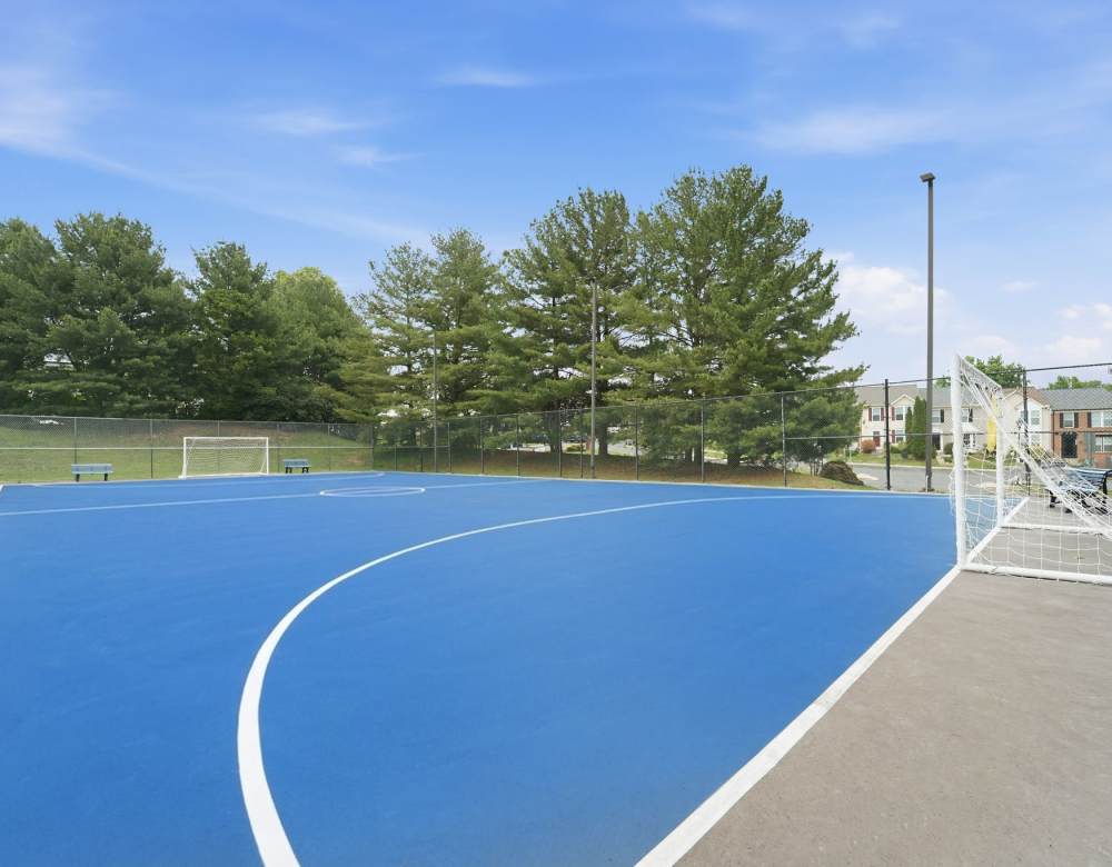 Basketball court at Eagle Rock Apartments at Abingdon in Abingdon, Maryland