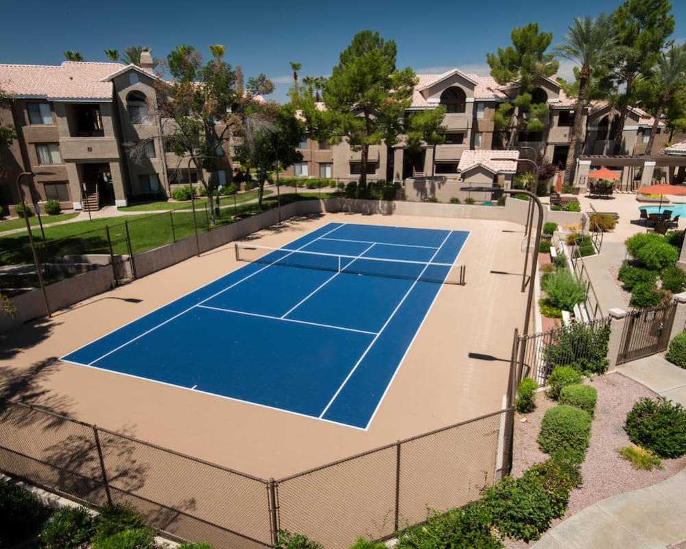 Amenities at The Palisades in Paradise Valley in Phoenix, Arizona