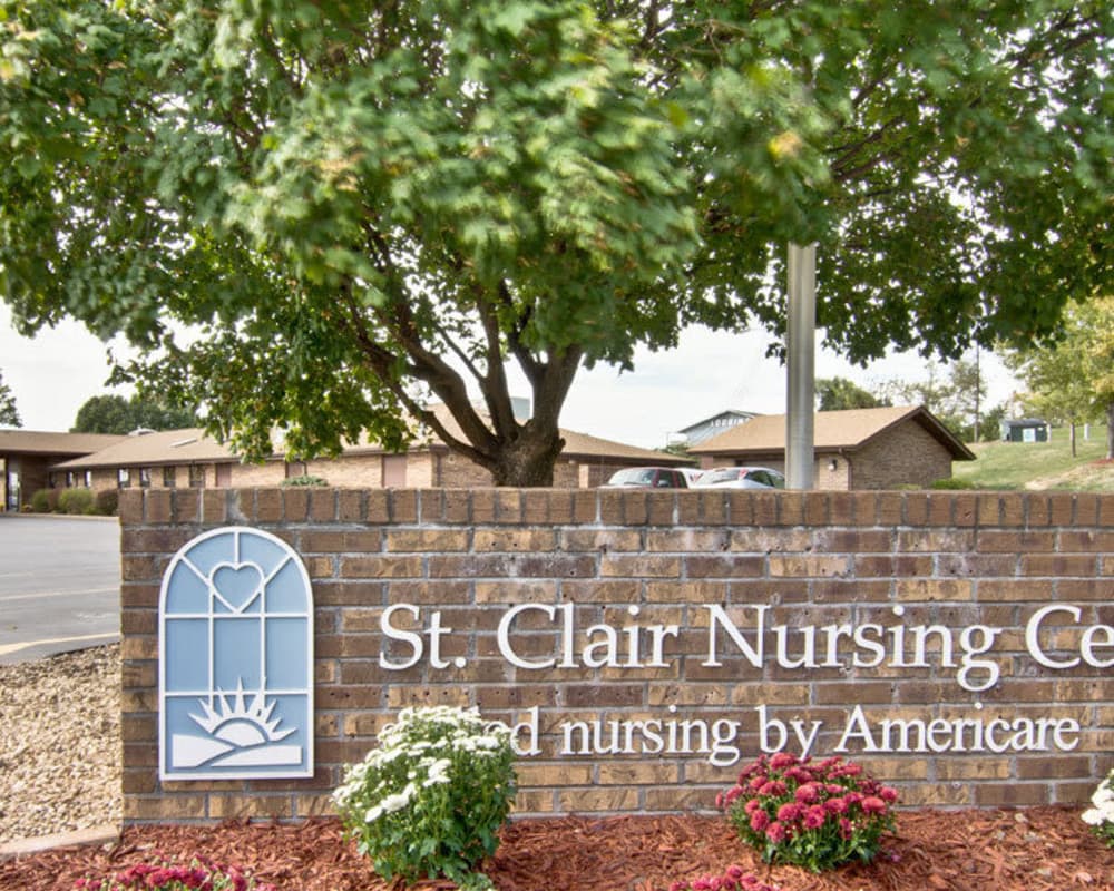 Front entrance at St. Clair Nursing Center in Saint Clair, Missouri