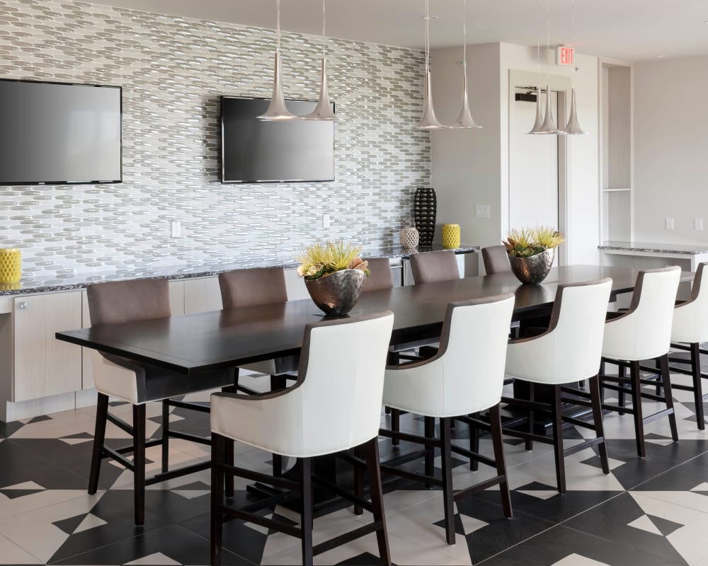 Dining area at Axis 110 in Richardson, Texas