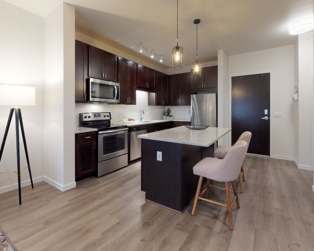 Oaks Minnehaha Longfellow offers state of the art kitchens in Minneapolis, Minnesota