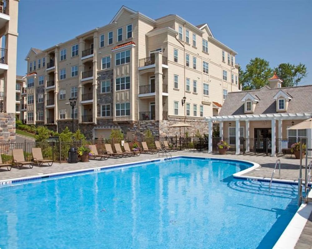 Luxury pool and clubhouse at one of Eagle Rock Properties properties in Plainview, New York