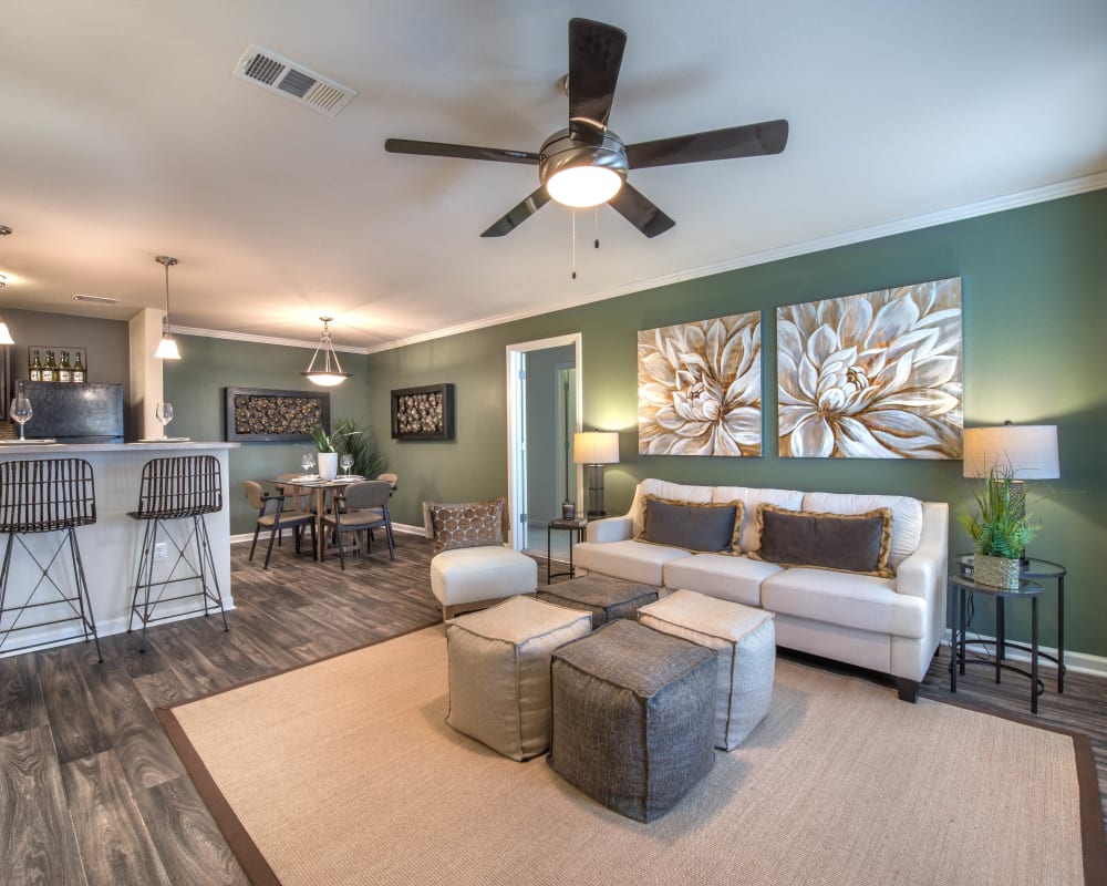Large open floor plans at Olympus Hillwood in Murfreesboro, Tennessee
