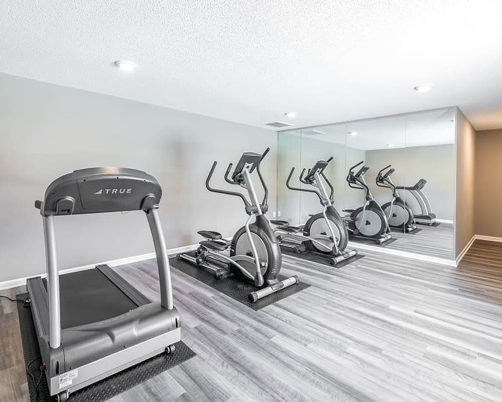 Fitness center at Sharon Pointe Apartment Homes in Charlotte, North Carolina